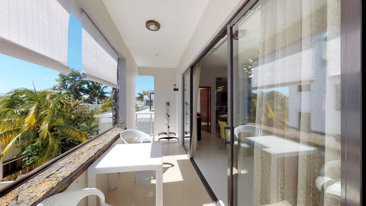Penthouse - Private Roof Terrace - Sea & Mountain View Appartement Grand Bay Buitenkant foto